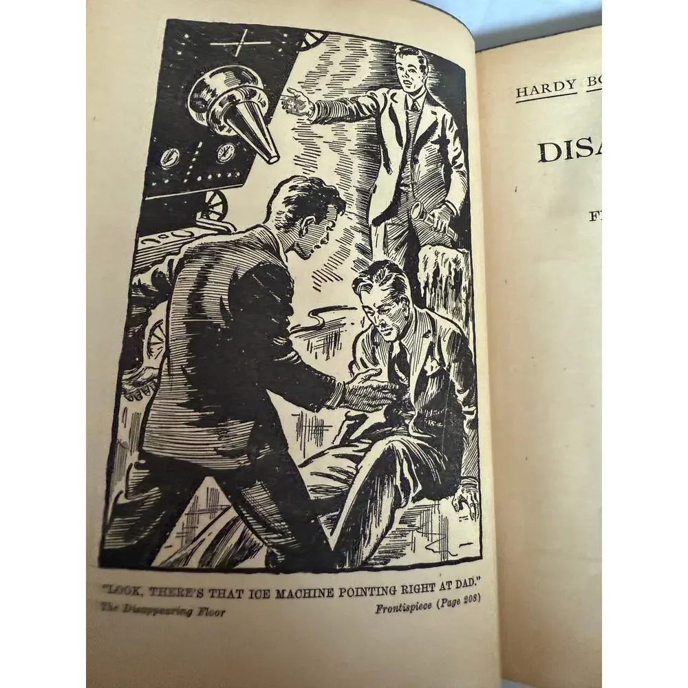The Hardy Boys - The Disappearing Floor - Franklin W. Dixon - 1940 - Hardcover
